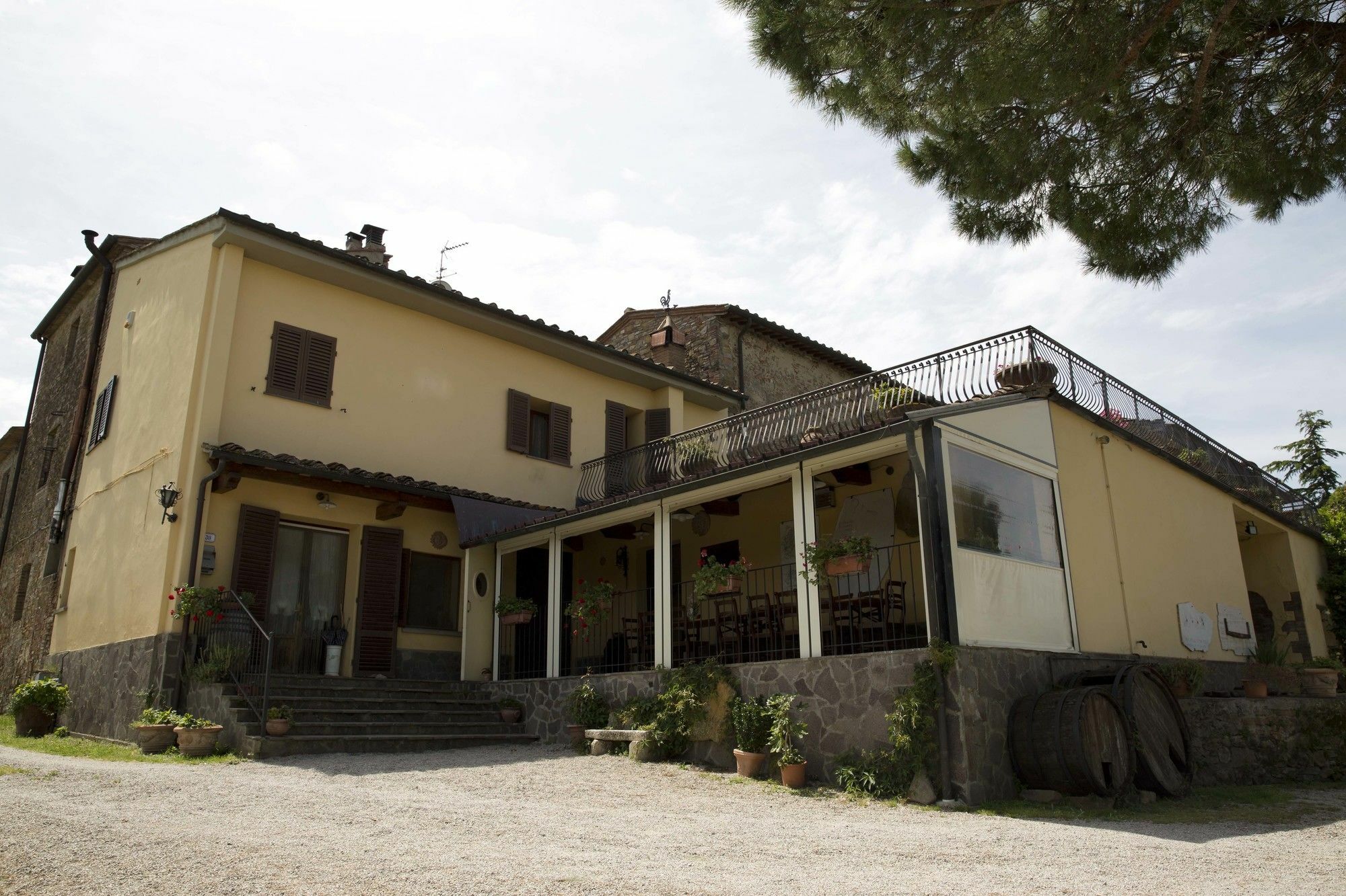 Agriturismo Poggio Pistolese Montaione Luaran gambar